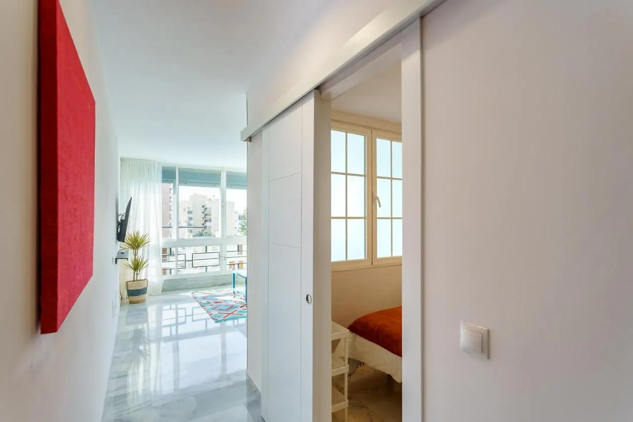 Malagasuite Carihuela Seaview Torremolinos 0*,