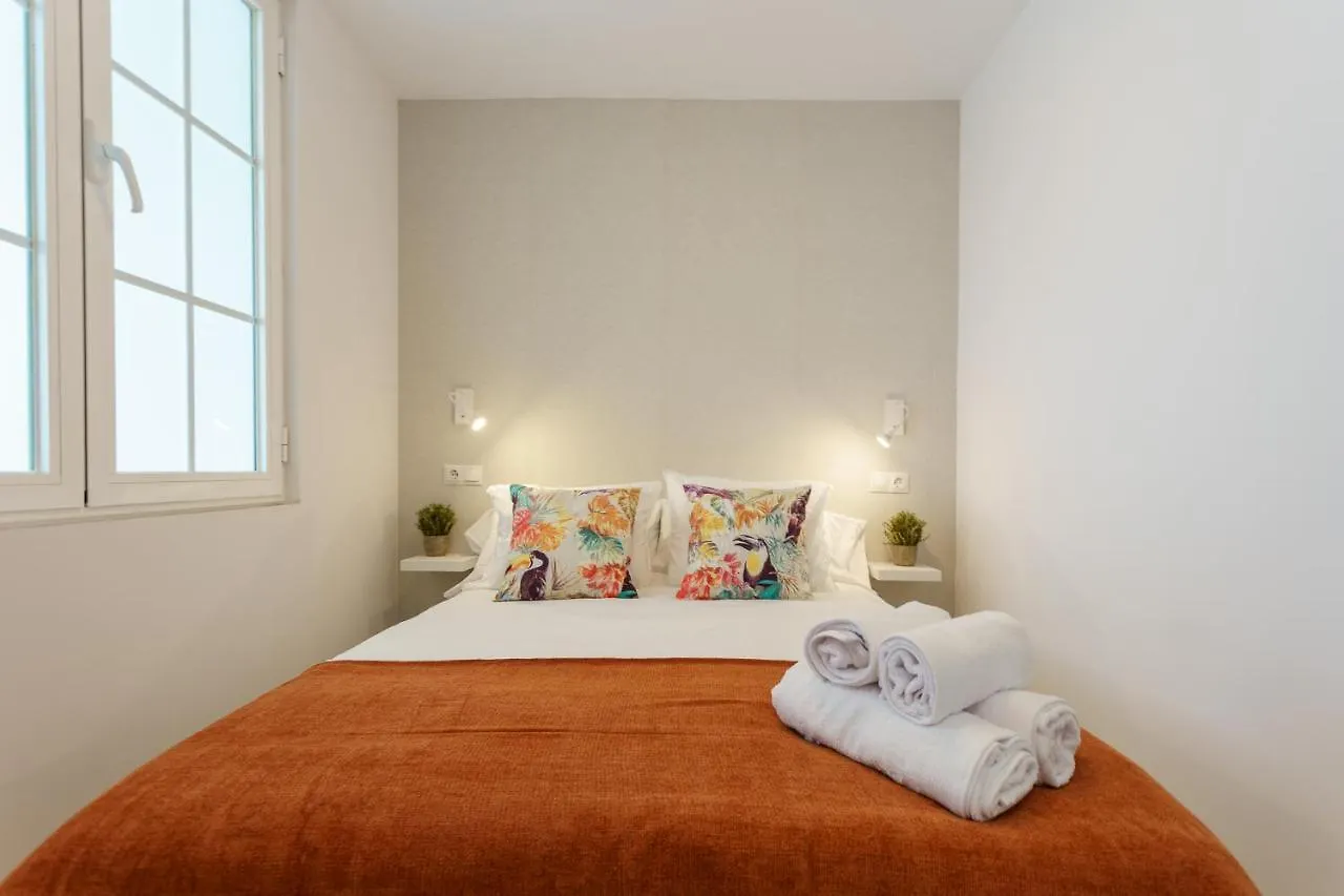 Malagasuite Carihuela Seaview Torremolinos Apartment