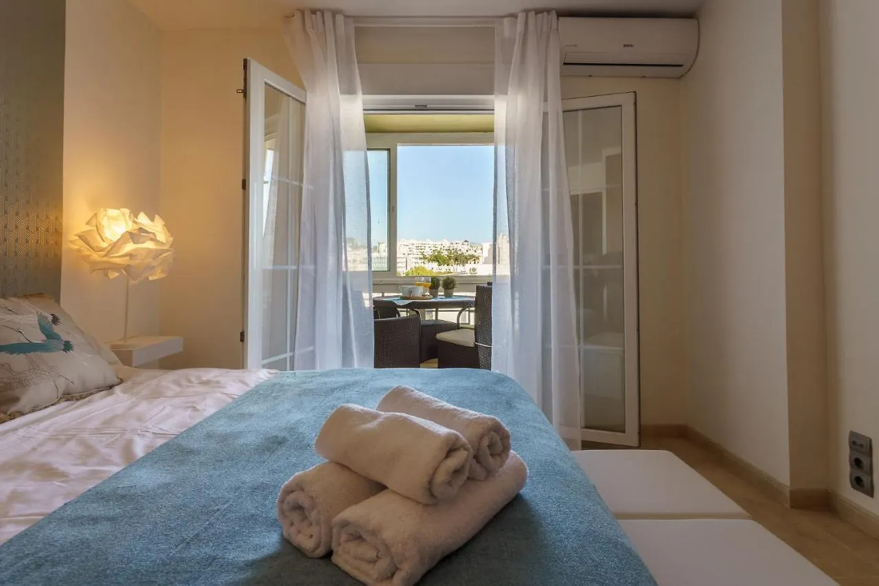 Malagasuite Carihuela Seaview Torremolinos Apartment