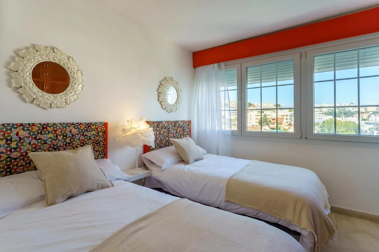 Malagasuite Carihuela Seaview Torremolinos