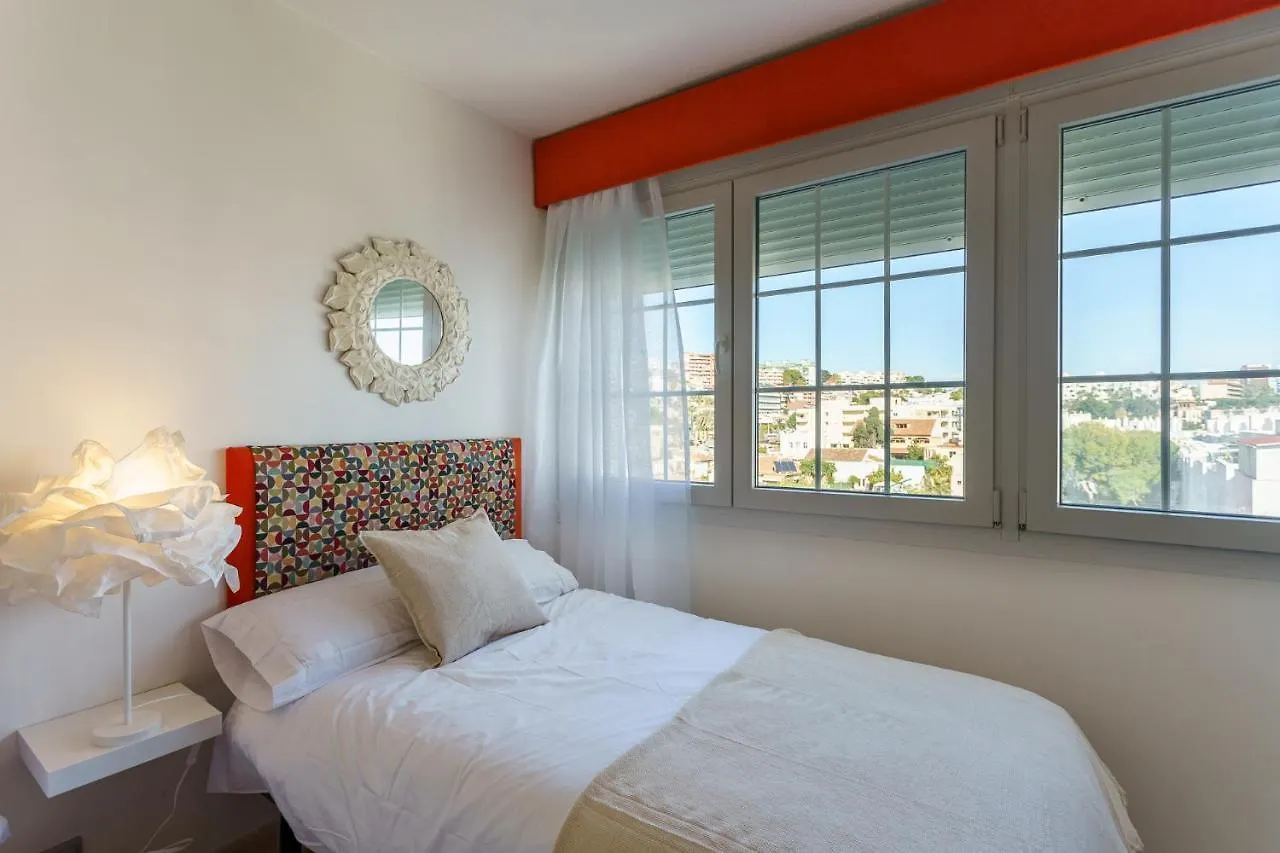Malagasuite Carihuela Seaview Torremolinos 0*,